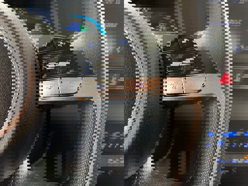 Certified 2025 Hyundai Elantra Blue image 28