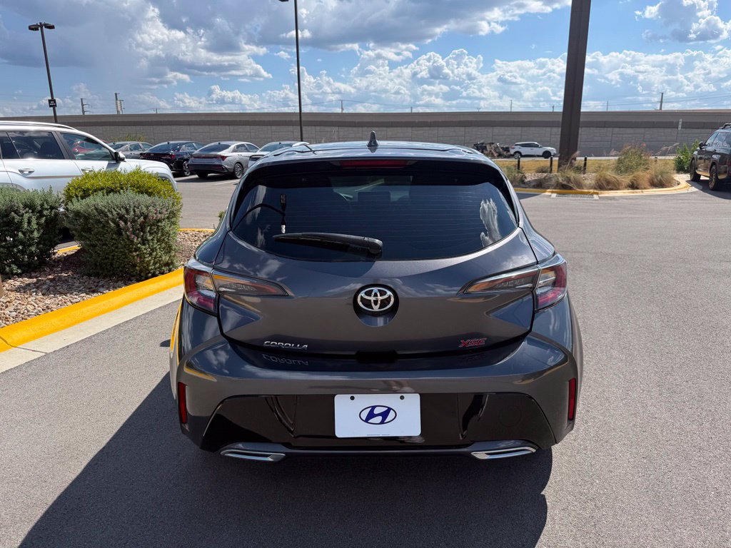 Used 2022 Toyota Corolla XSE FWD image 6