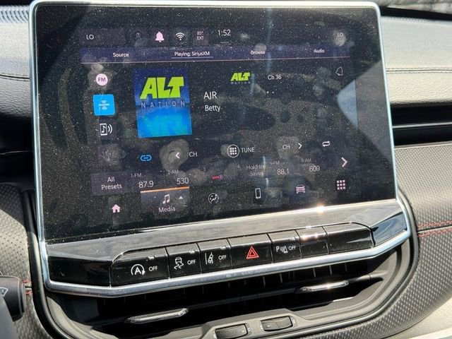 Used 2024 Jeep Compass Trailhawk image 16