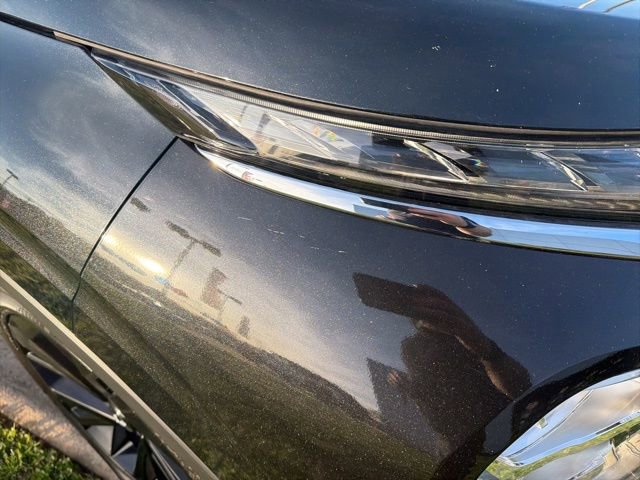 Used 2024 Mitsubishi Outlander SE Black Edition image 3