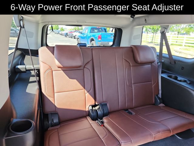 Used 2020 Chevrolet Suburban Premier w/ Premier Plus Edition AWD/4WD image 32
