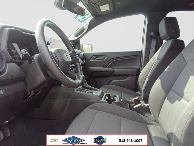 Used 2024 Chevrolet Colorado W/T image 10