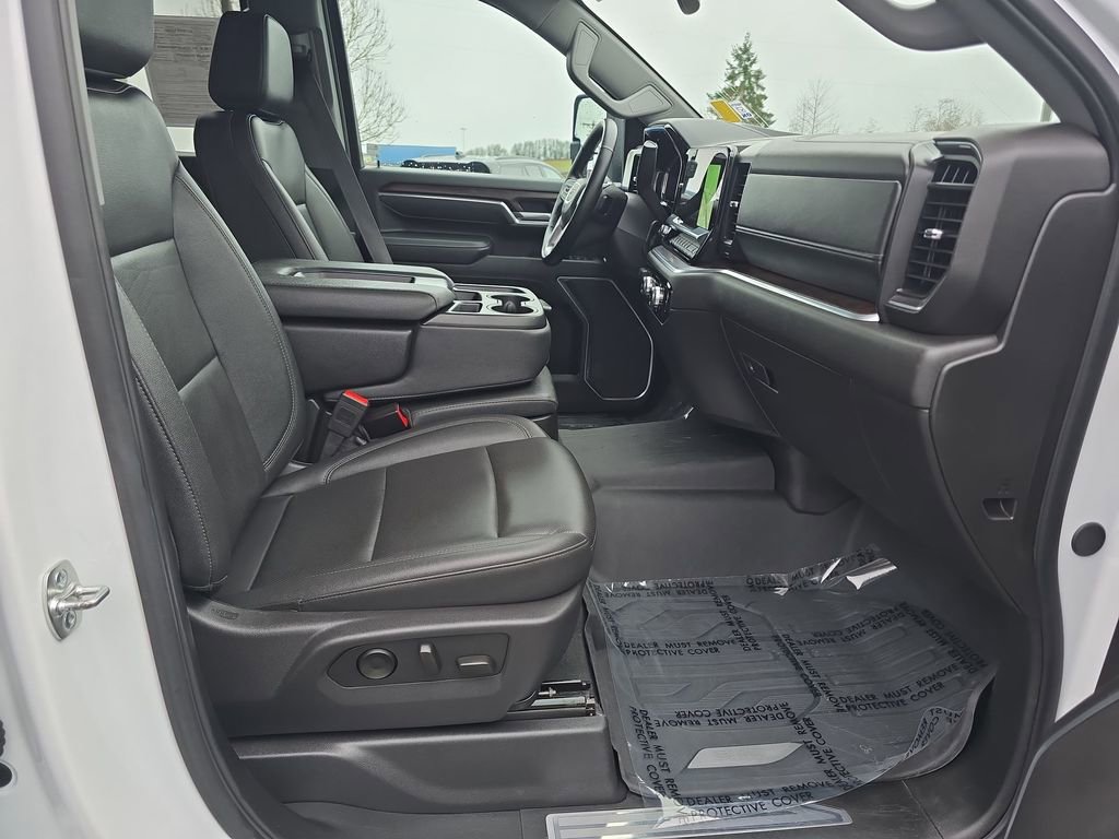 Certified 2025 GMC Sierra 3500 SLT w/ X31 Off-Road Package image 31