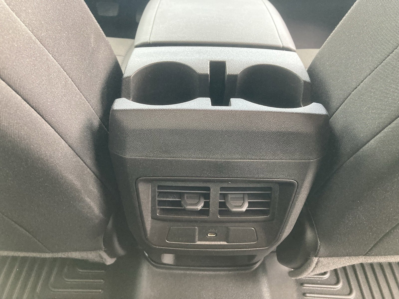 Used 2024 Chevrolet Colorado LT w/ LT Convenience Package II image 35