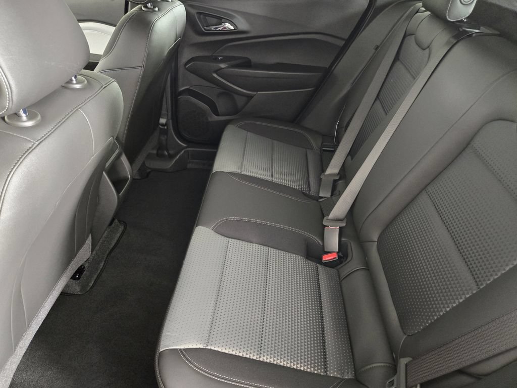 New 2026 Chevrolet Trax LT w/ Driver Confidence Package FWD image 33
