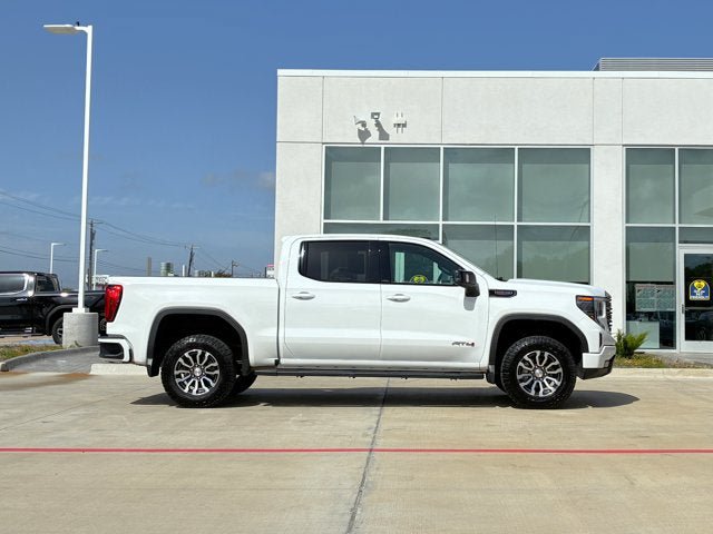 Used 2023 GMC Sierra 1500 AT4 w/ AT4 Preferred Package AWD/4WD image 7