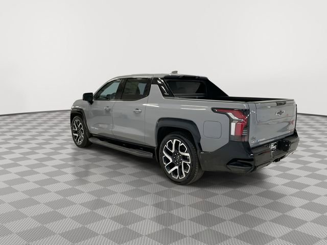 New 2025 Chevrolet Silverado EV RST AWD/4WD image 7