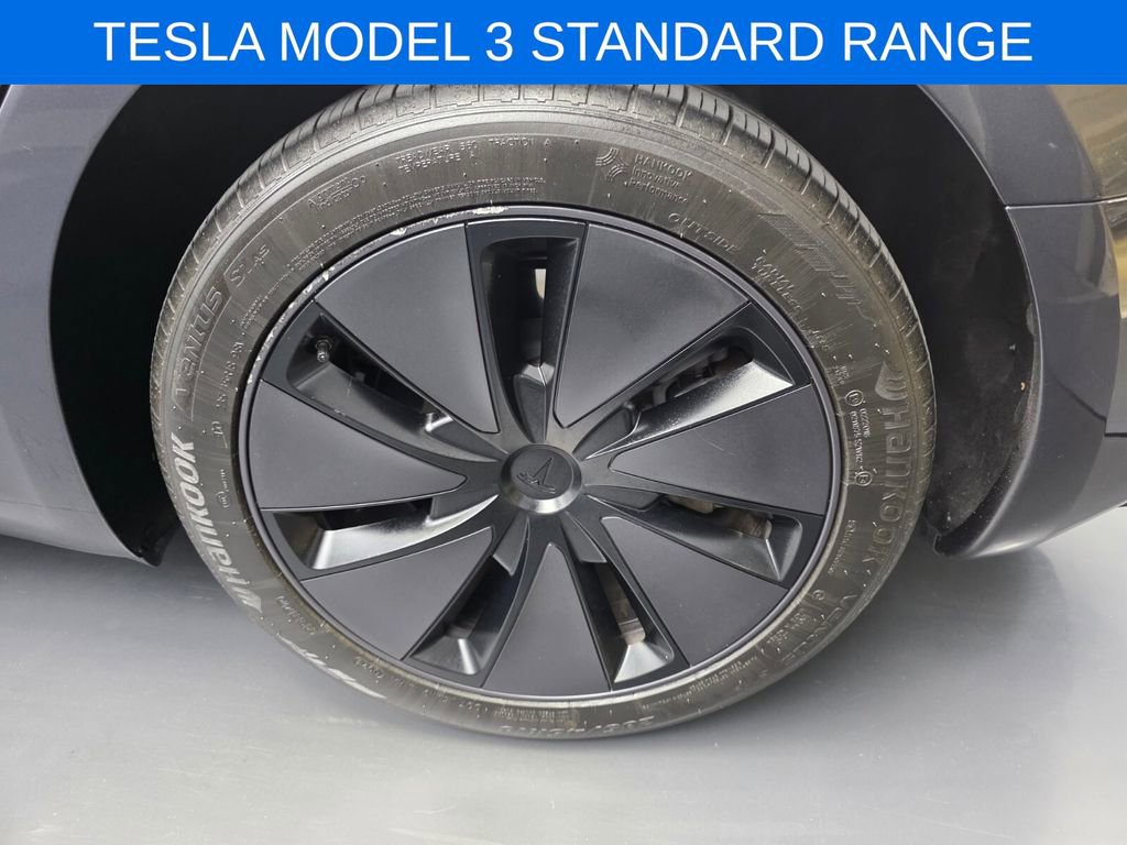 Used 2024 Tesla Model 3 Standard Range image 17