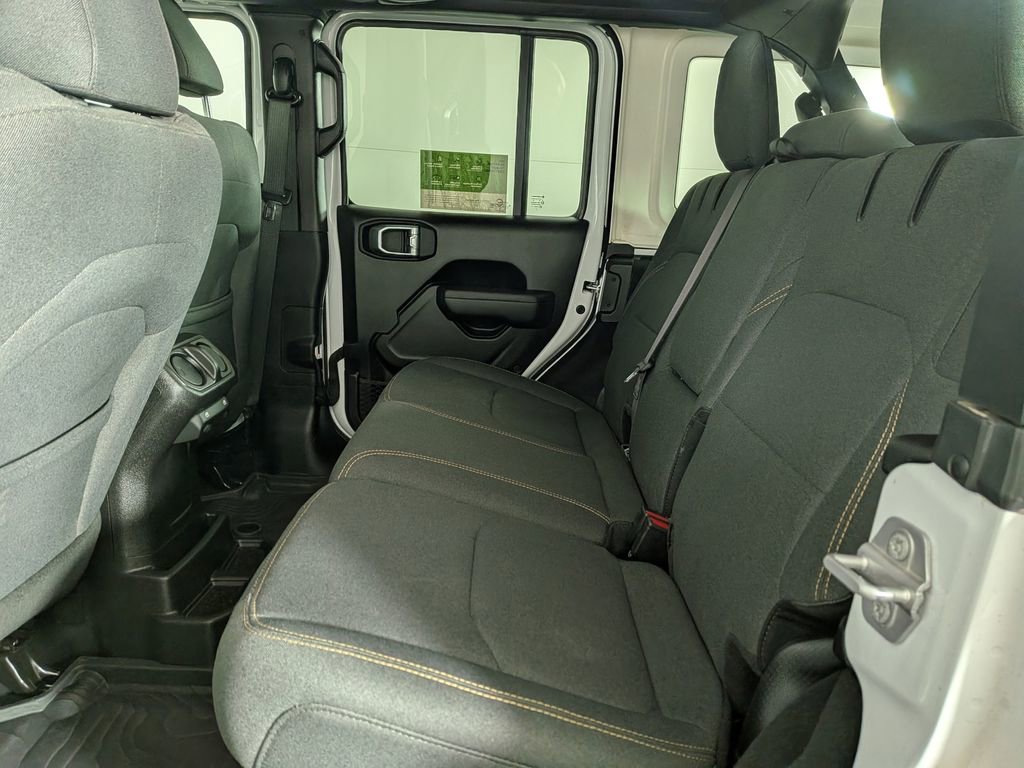 Certified 2025 Jeep Wrangler Willys 4xe image 32