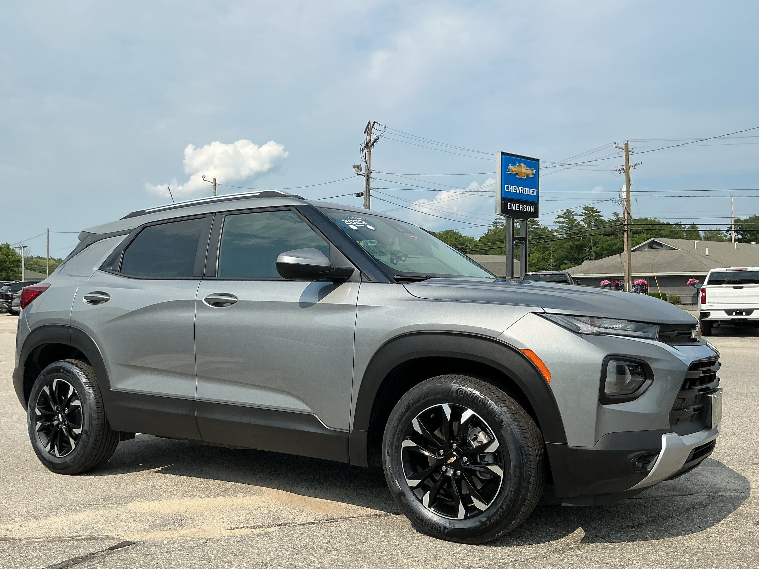Certified 2023 Chevrolet TrailBlazer LT FWD image 2
