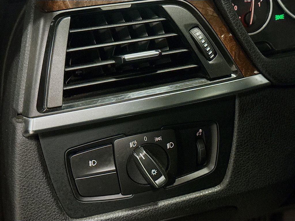 Used 2014 BMW 328i xDrive 328i xDrive image 12