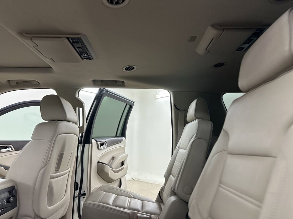 Used 2015 GMC Yukon XL Denali w/ Touring Package image 30