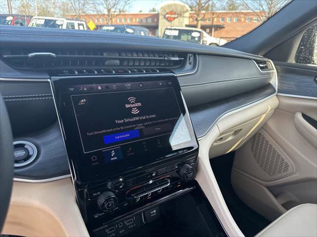 Certified 2023 Jeep Grand Cherokee L Limited w/ Trailer Tow Group (B) image 27