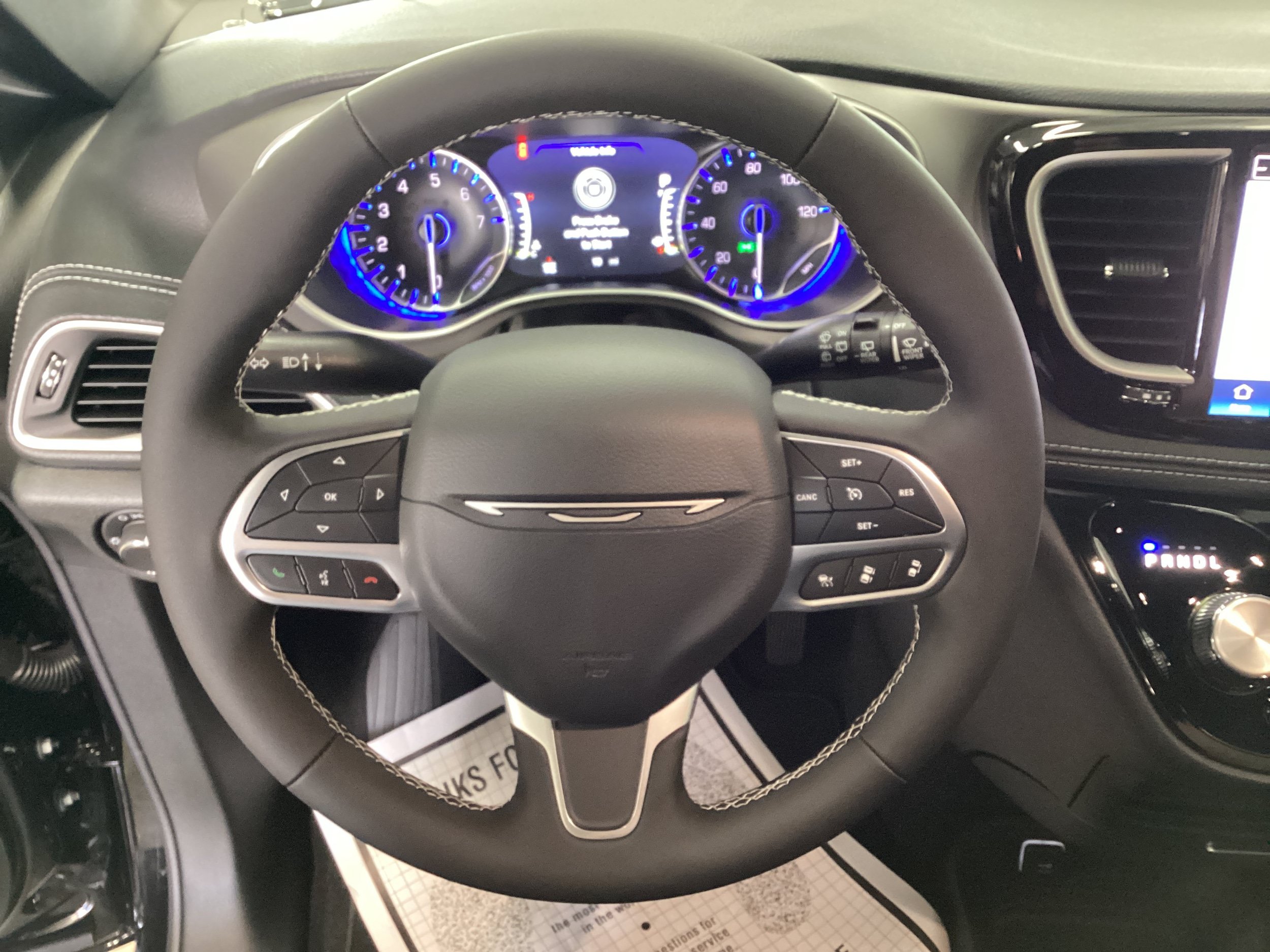 New 2027 Chrysler Pacifica Select w/ Family Tech Group AWD/4WD image 22