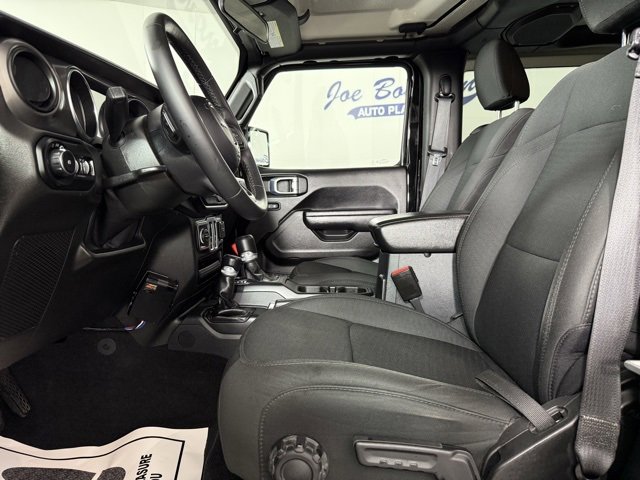Used 2021 Jeep Wrangler Sport image 12