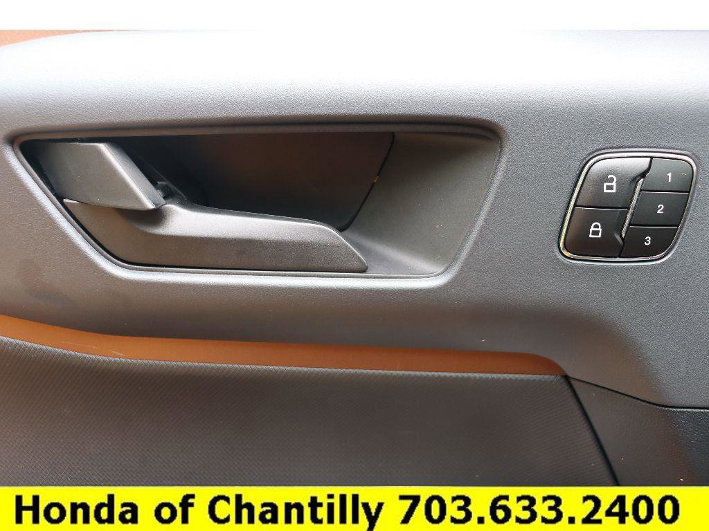 Used 2023 Ford Bronco Sport Outer Banks w/ Tech Package image 22