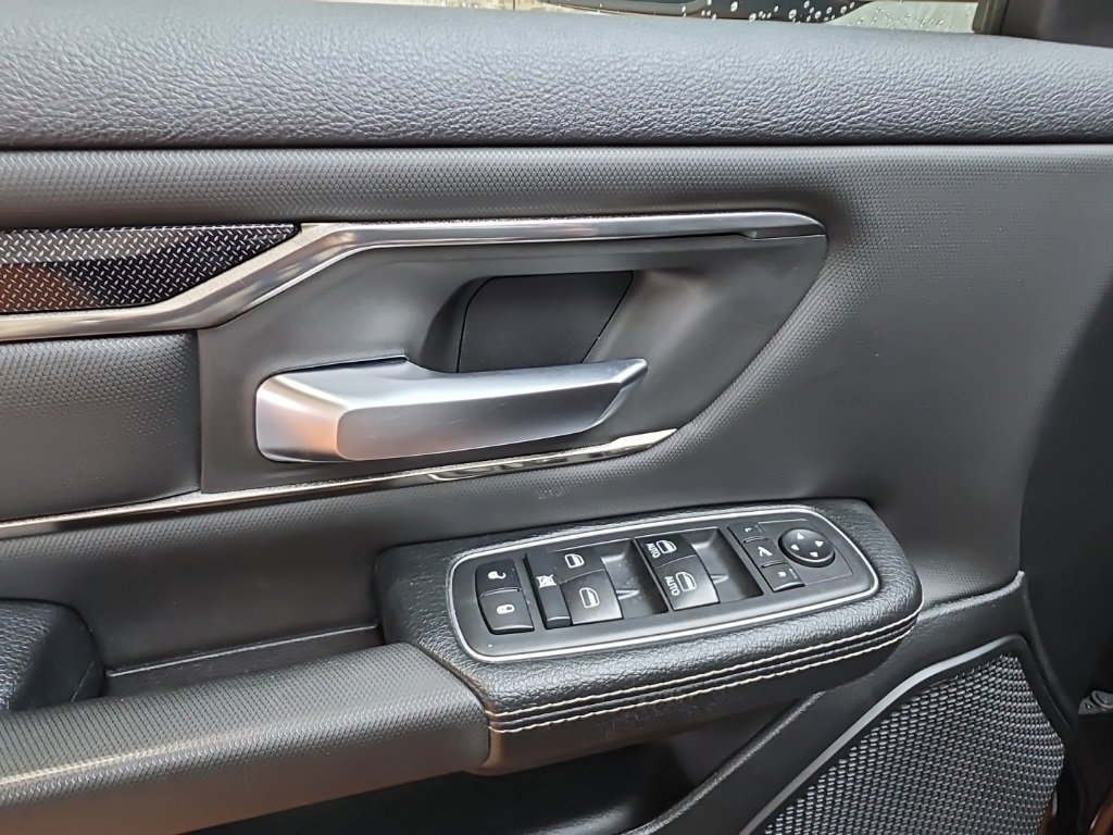 Used 2019 RAM 1500 Sport w/ Black Appearance Package image 22