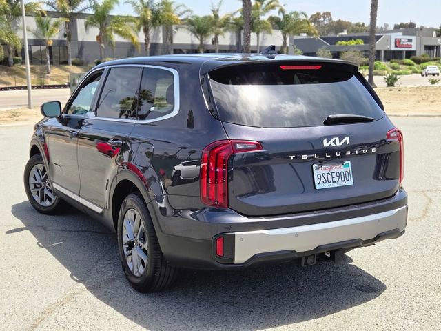 Used 2025 Kia Telluride LX FWD image 10