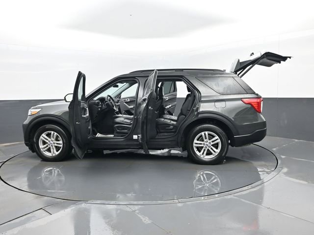 Used 2022 Ford Explorer XLT w/ Equipment Group 202A image 32