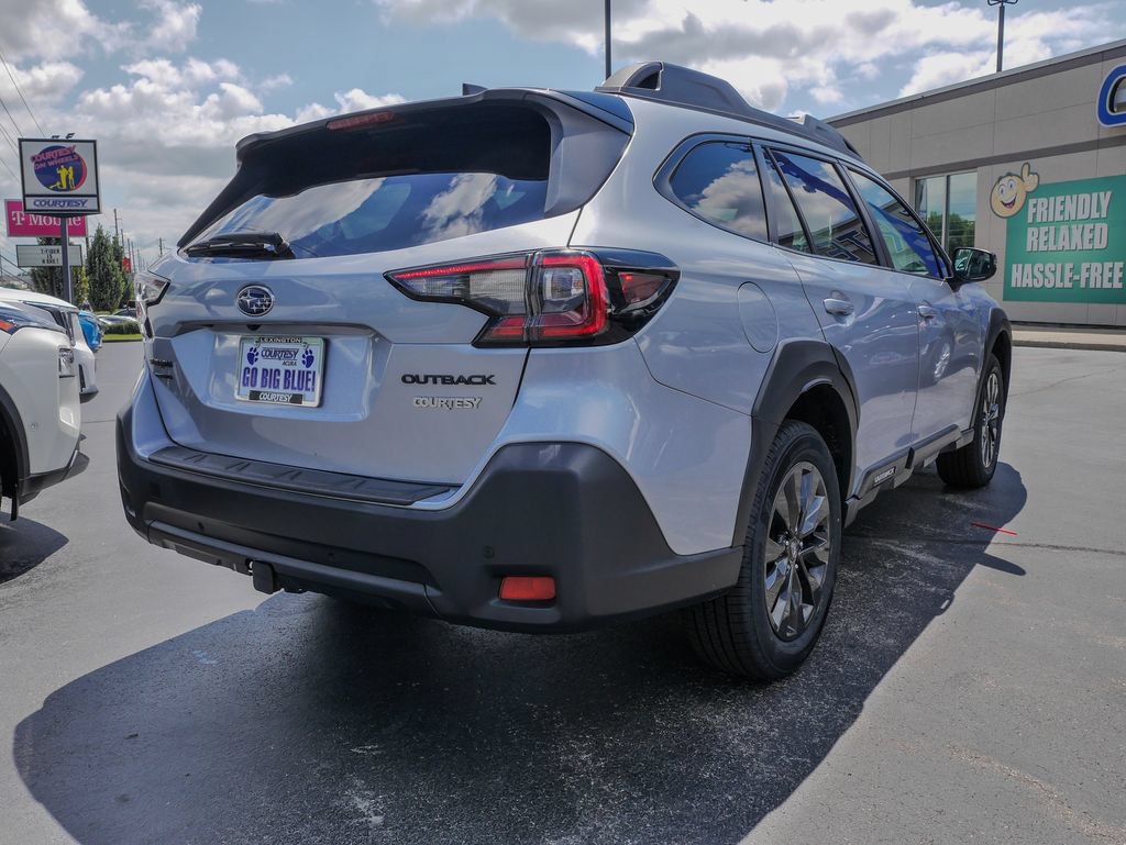 Used 2024 Subaru Outback Onyx Edition AWD/4WD image 5