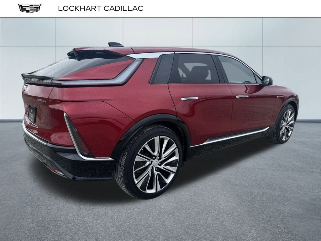 Certified 2024 Cadillac Lyriq Luxury w/ LPO, Floor Liner Package image 3