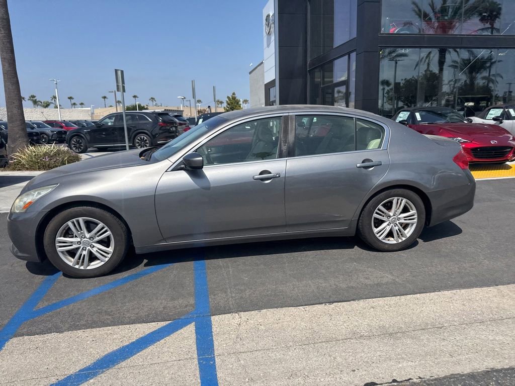 Used 2012 INFINITI G25 Journey RWD image 6
