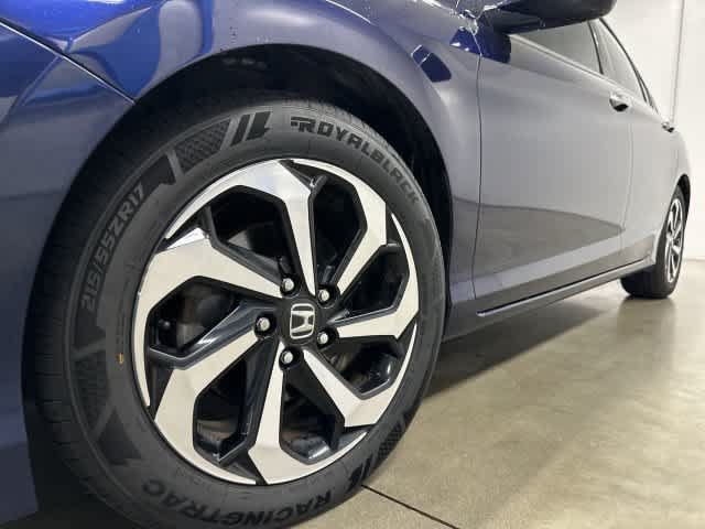 Used 2017 Honda Accord EX-L image 27