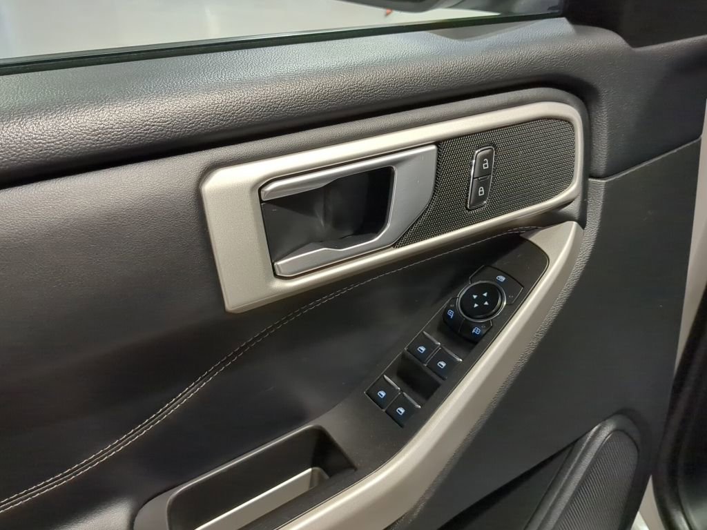 Certified 2023 Ford Explorer XLT w/ Equipment Group 202A image 19