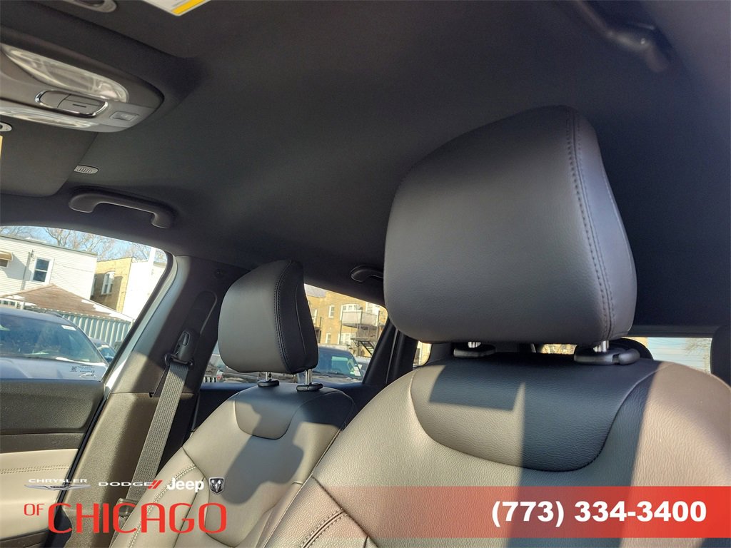 New 2026 Jeep Compass Limited image 18