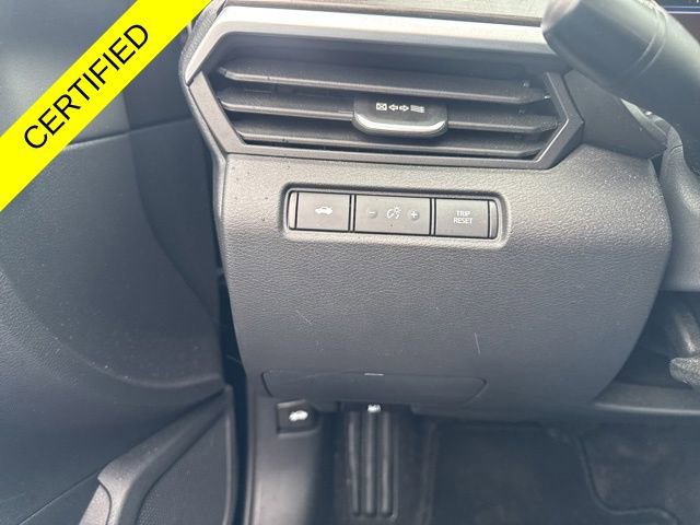 Used 2024 Nissan Altima 2.5 SV AWD/4WD image 16