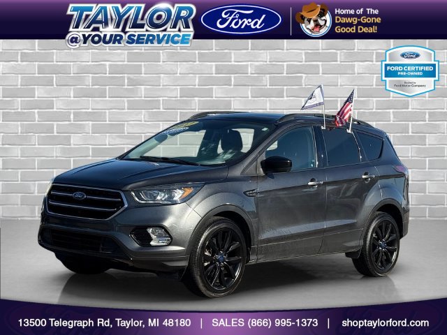 Certified 2017 Ford Escape SE w/ Equipment Group 201A AWD/4WD image 1
