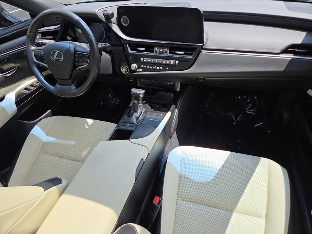 Used 2022 Lexus ES 250 w/ Premium Package AWD/4WD image 28