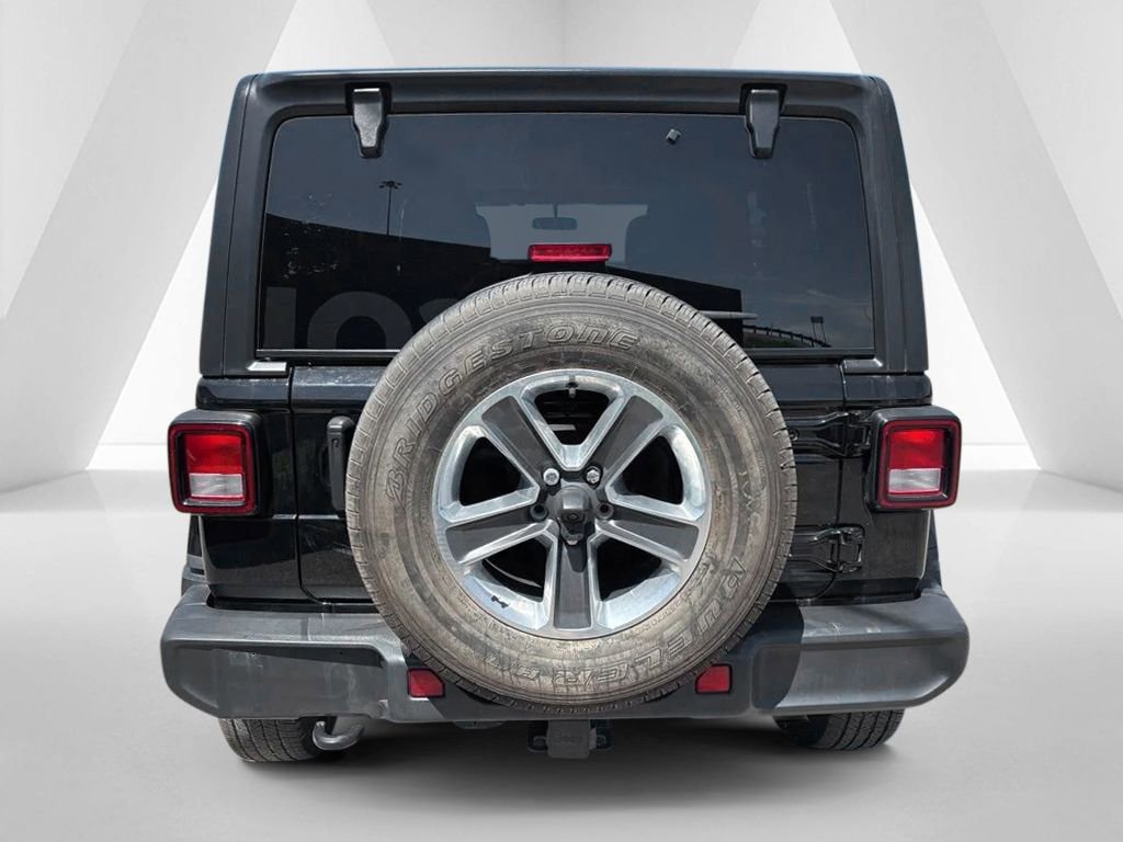 Used 2021 Jeep Wrangler Unlimited Sahara AWD/4WD image 6