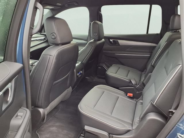 Certified 2025 Buick Enclave Preferred FWD image 18