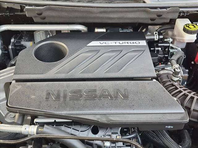 Used 2025 Nissan Rogue SV FWD image 22