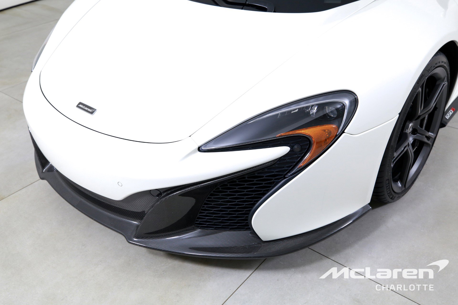 Used 2015 McLaren 650S Spider image 28