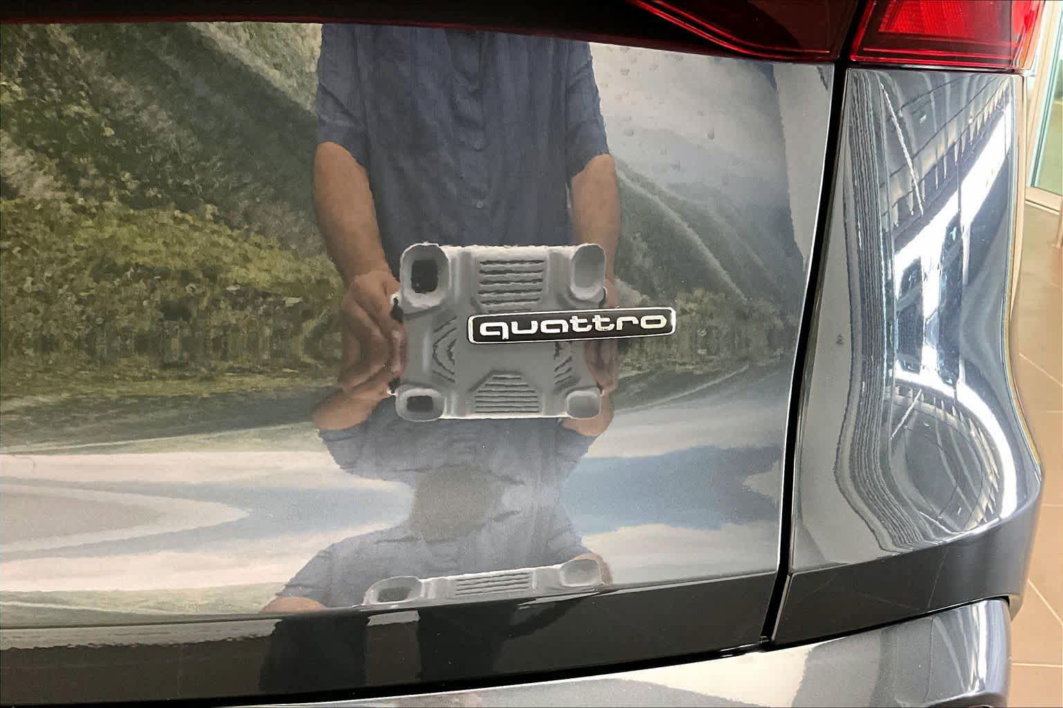 Certified 2025 Audi Q5 Prestige AWD/4WD image 10