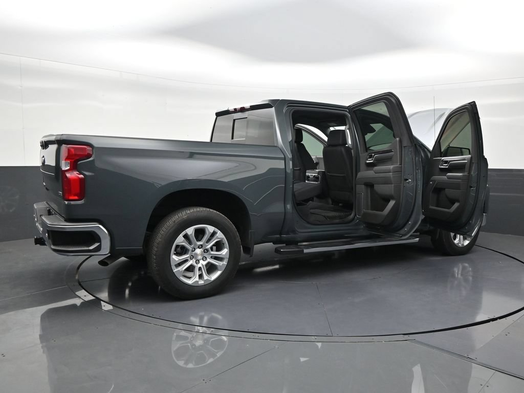 Used 2025 Chevrolet Silverado 1500 LTZ w/ Technology Package RWD image 28