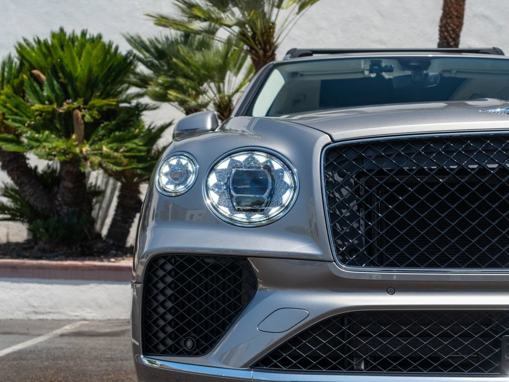 New 2026 Bentley Bentayga AWD/4WD image 35