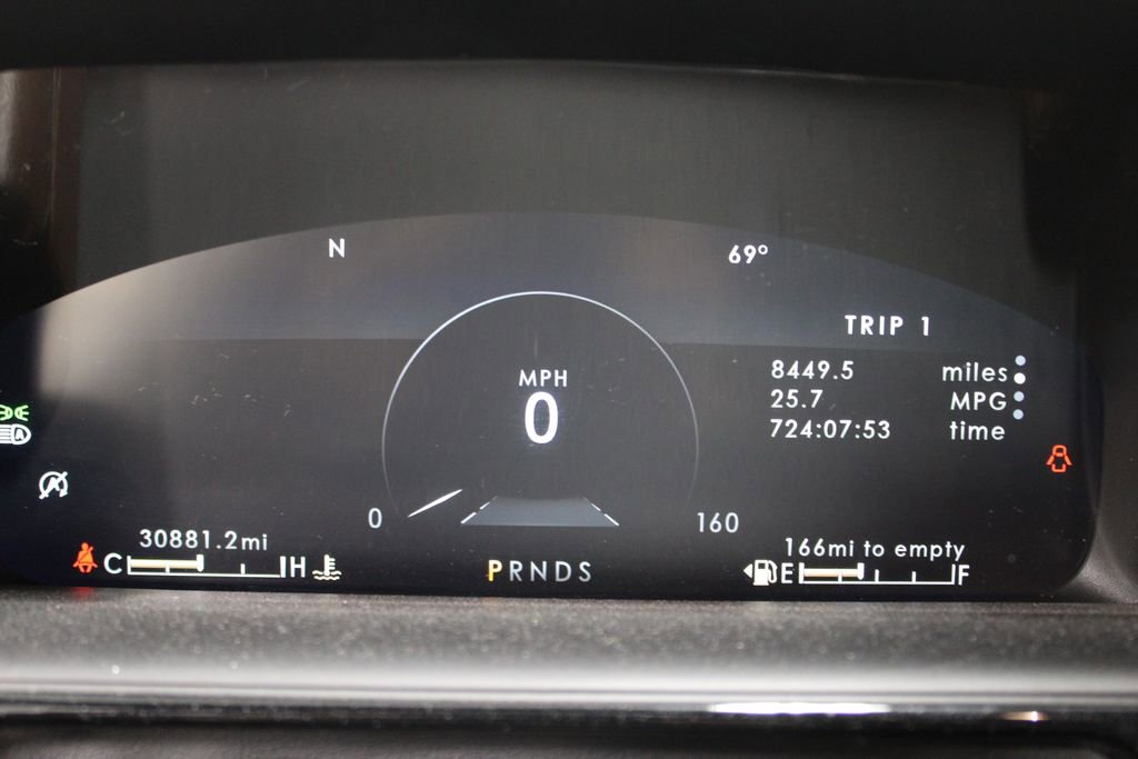 Used 2022 Lincoln Nautilus Reserve w/ Equipment Group 201A image 22