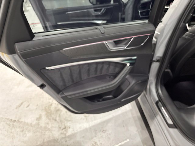 Used 2025 Audi RS 6 performance AWD/4WD image 17