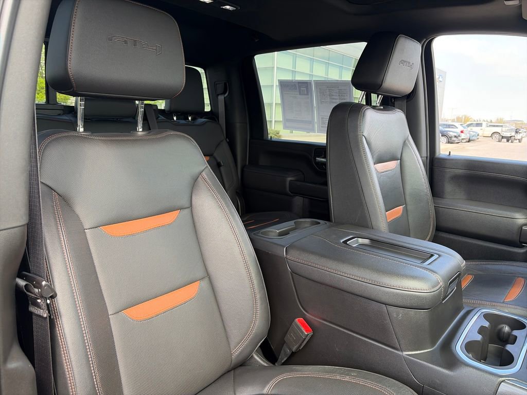 Used 2021 GMC Sierra 2500 AT4 w/ AT4 Premium Plus Package AWD/4WD image 14