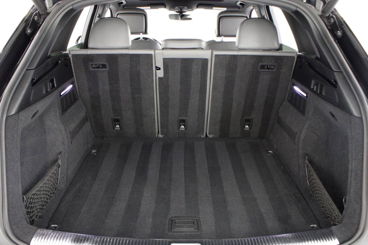 Used 2019 Audi SQ5 Premium Plus w/ Premium Plus Package image 70