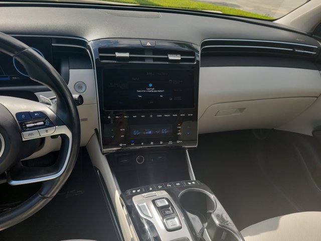 Used 2022 Hyundai Tucson Limited FWD image 19