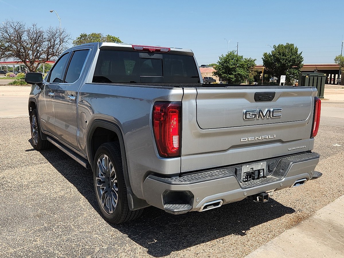 Used 2024 GMC Sierra 1500 Denali Ultimate image 2