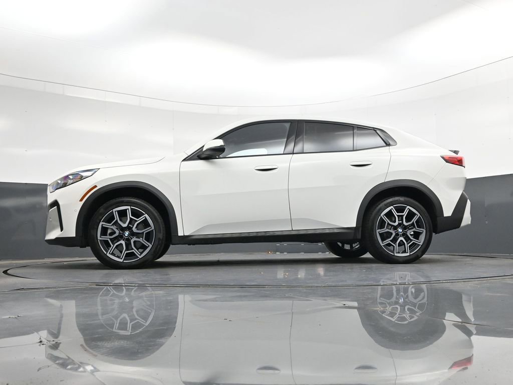 Used 2025 BMW X2 xDrive28i image 32
