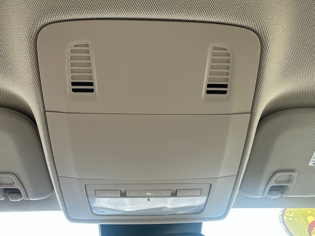 Certified 2013 Buick Verano Convenience FWD image 10