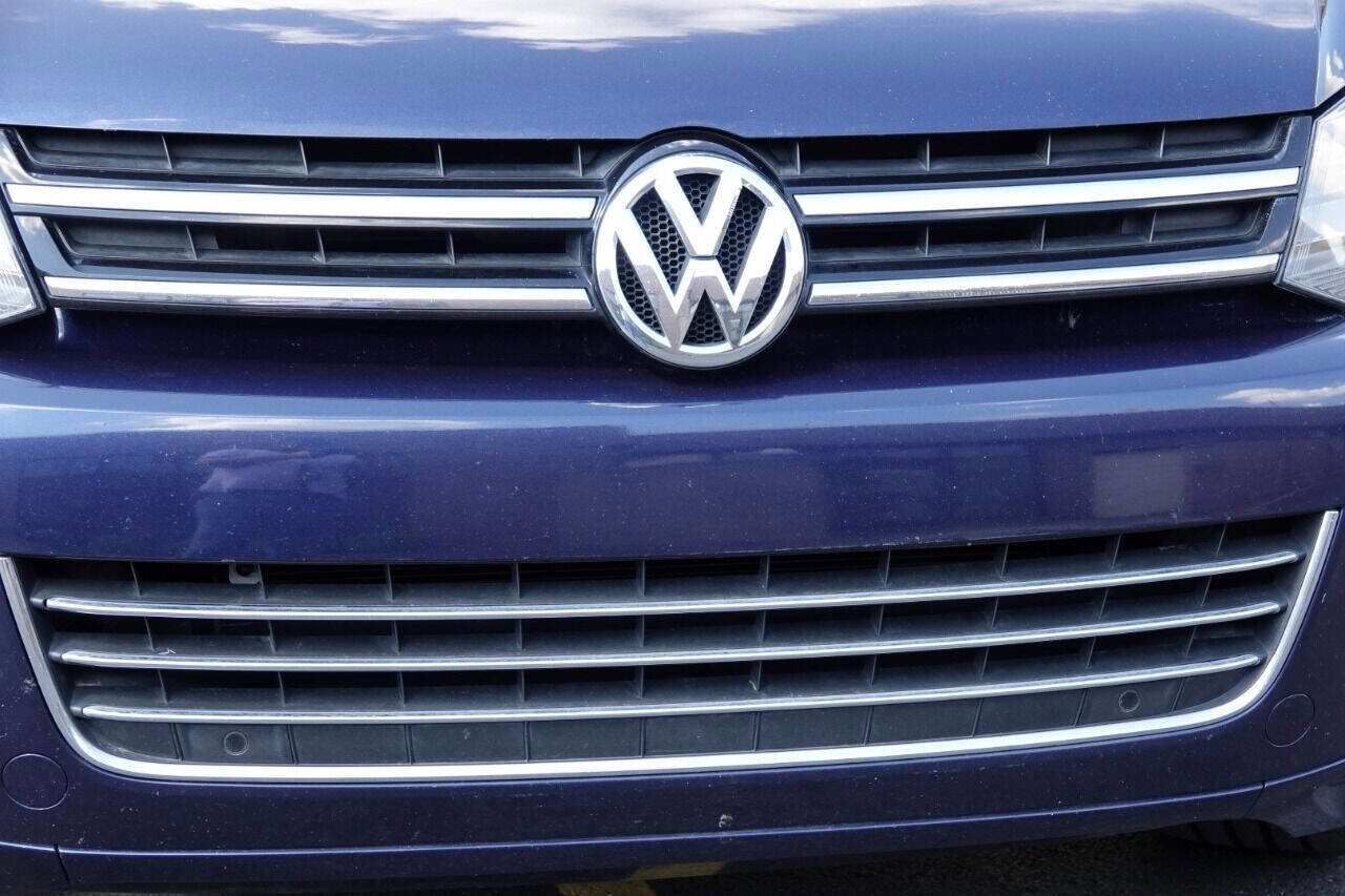 Used 2012 Volkswagen Touareg Sport image 81