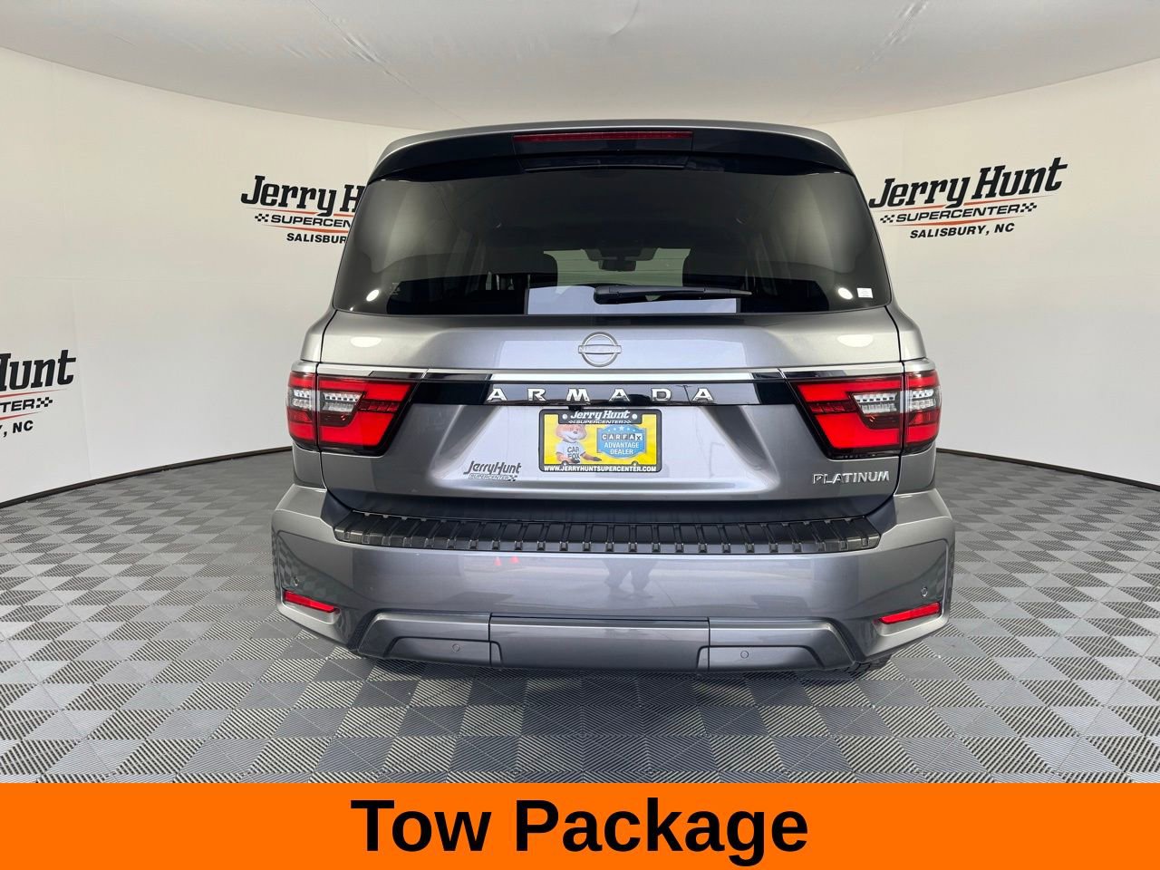 Used 2024 Nissan Armada Platinum w/ Captain's Chairs Package image 7