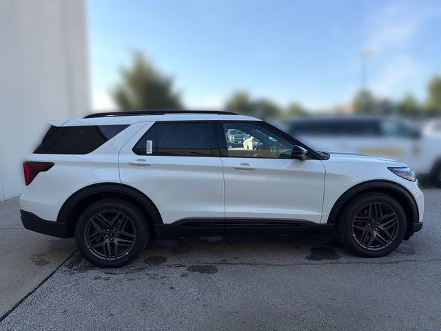 New 2026 Ford Explorer ST w/ Sun And Sound Package AWD/4WD image 4